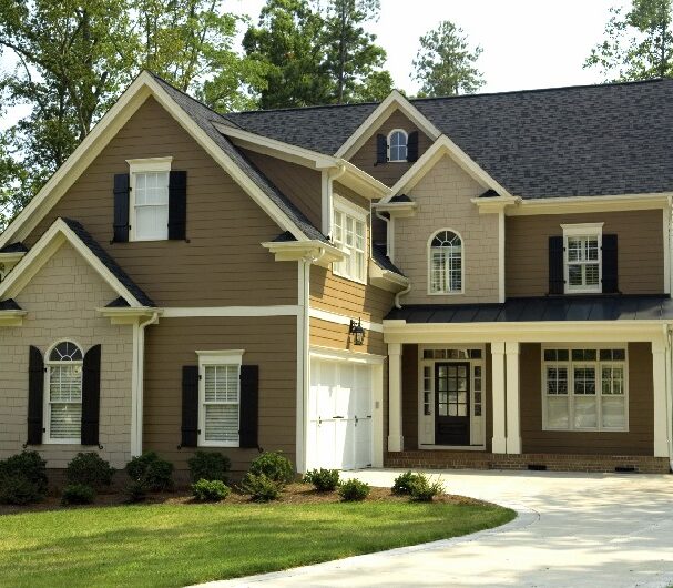 Lindsay Home Exterior